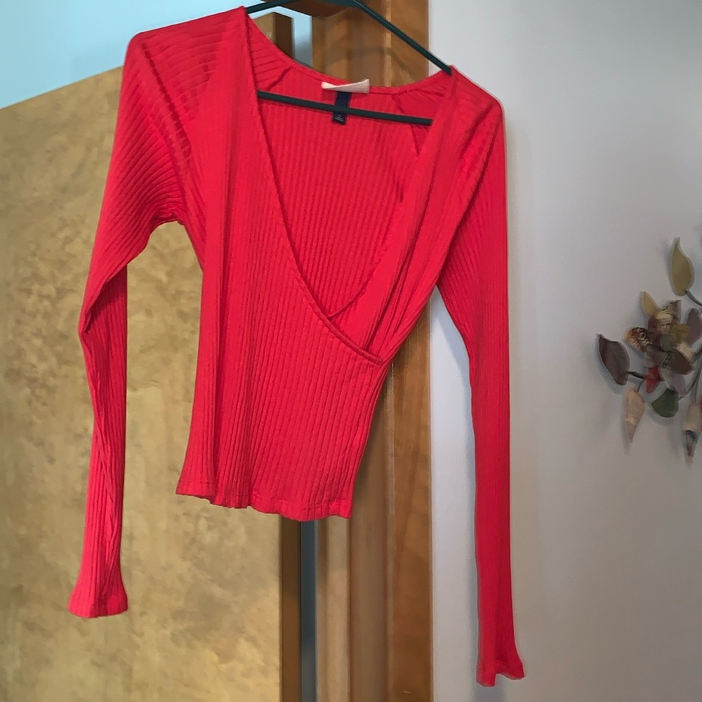 Universal thread top